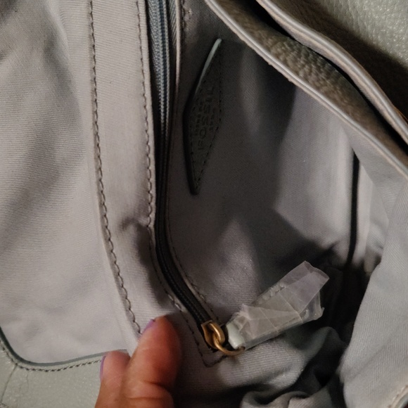 Fossil Sea Glass Preston Leather Small Flap Crossbody - Picture 10 of 15